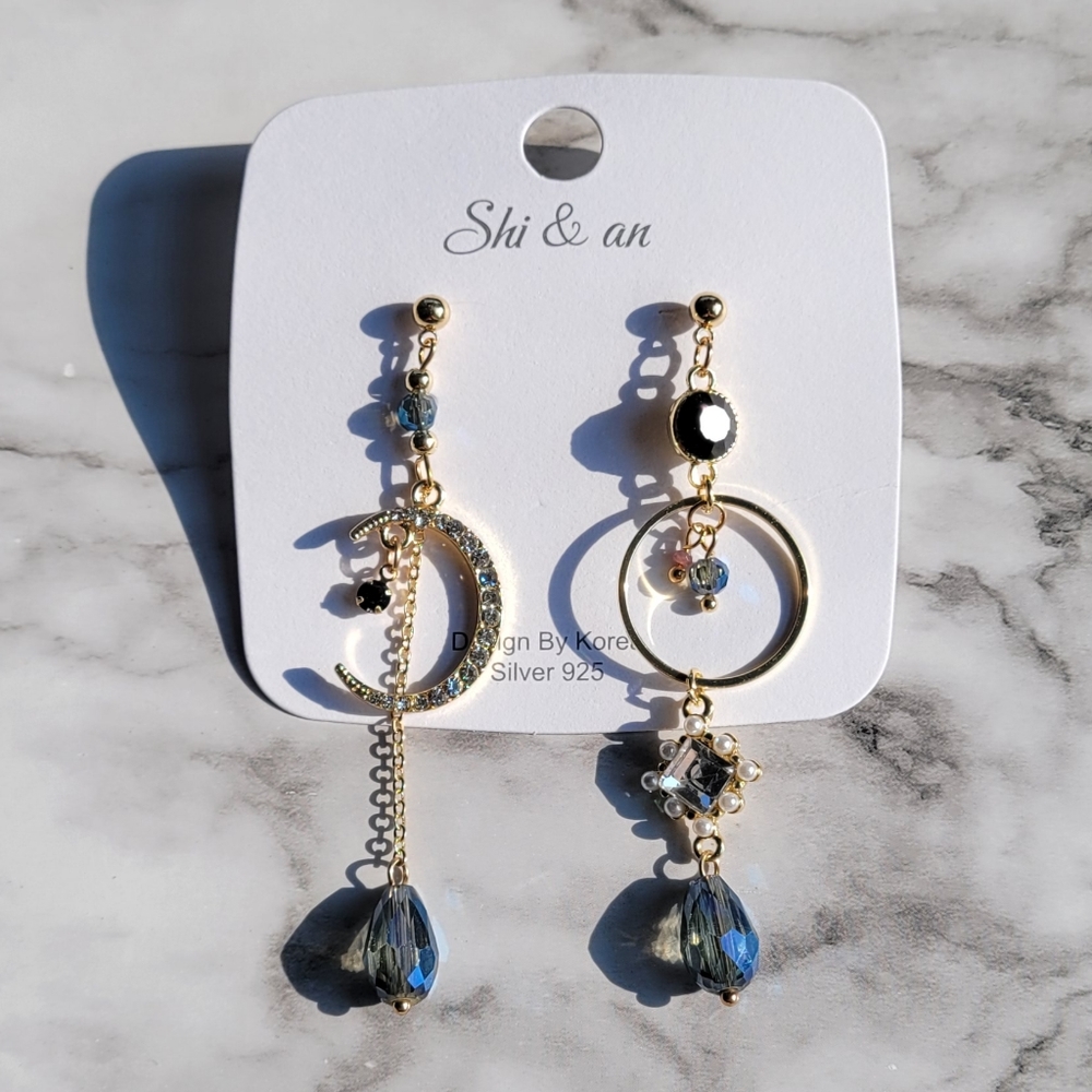 Blue Jeweled Earring